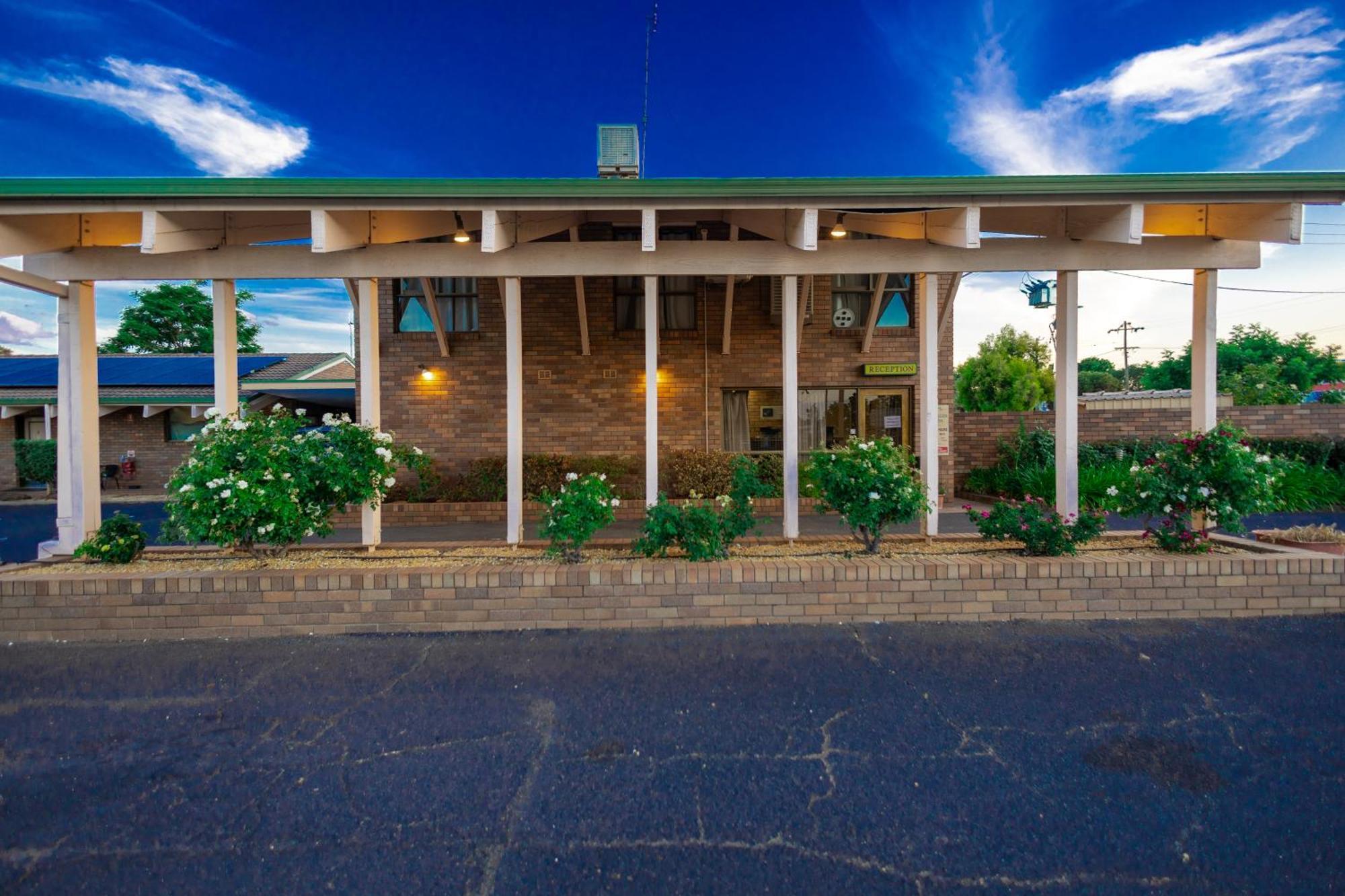 All Travellers Motor Inn Coonabarabran Exterior foto